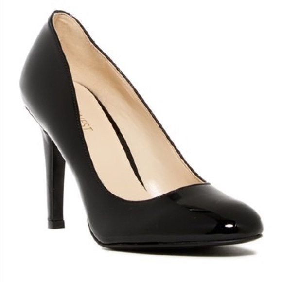 black patent leather pumps nine west